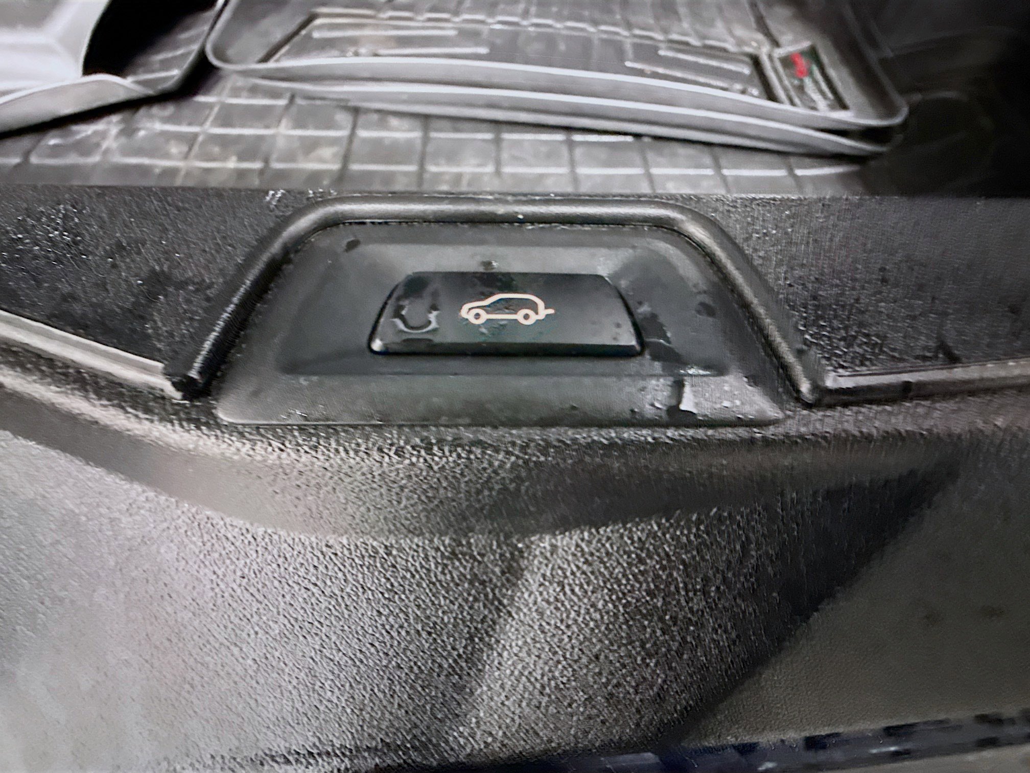 Used 2020 BMW X5 M50i w/ Premium Package image 43