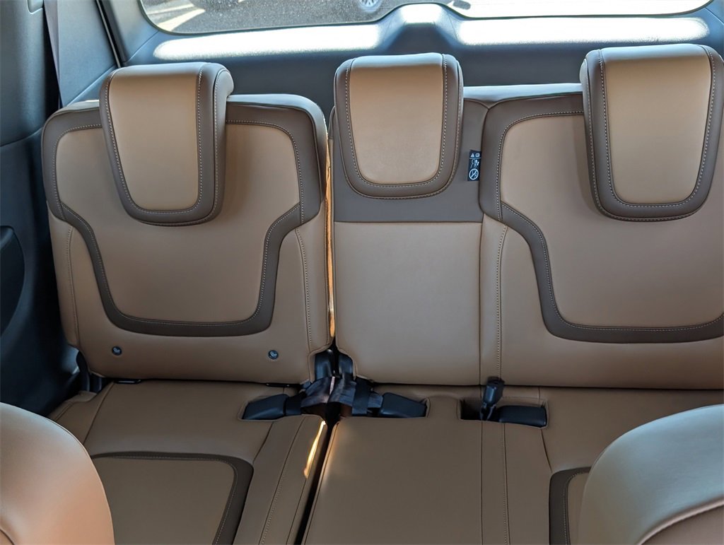 New 2026 Nissan Armada SL w/ Captain's Chari Seat Package image 24