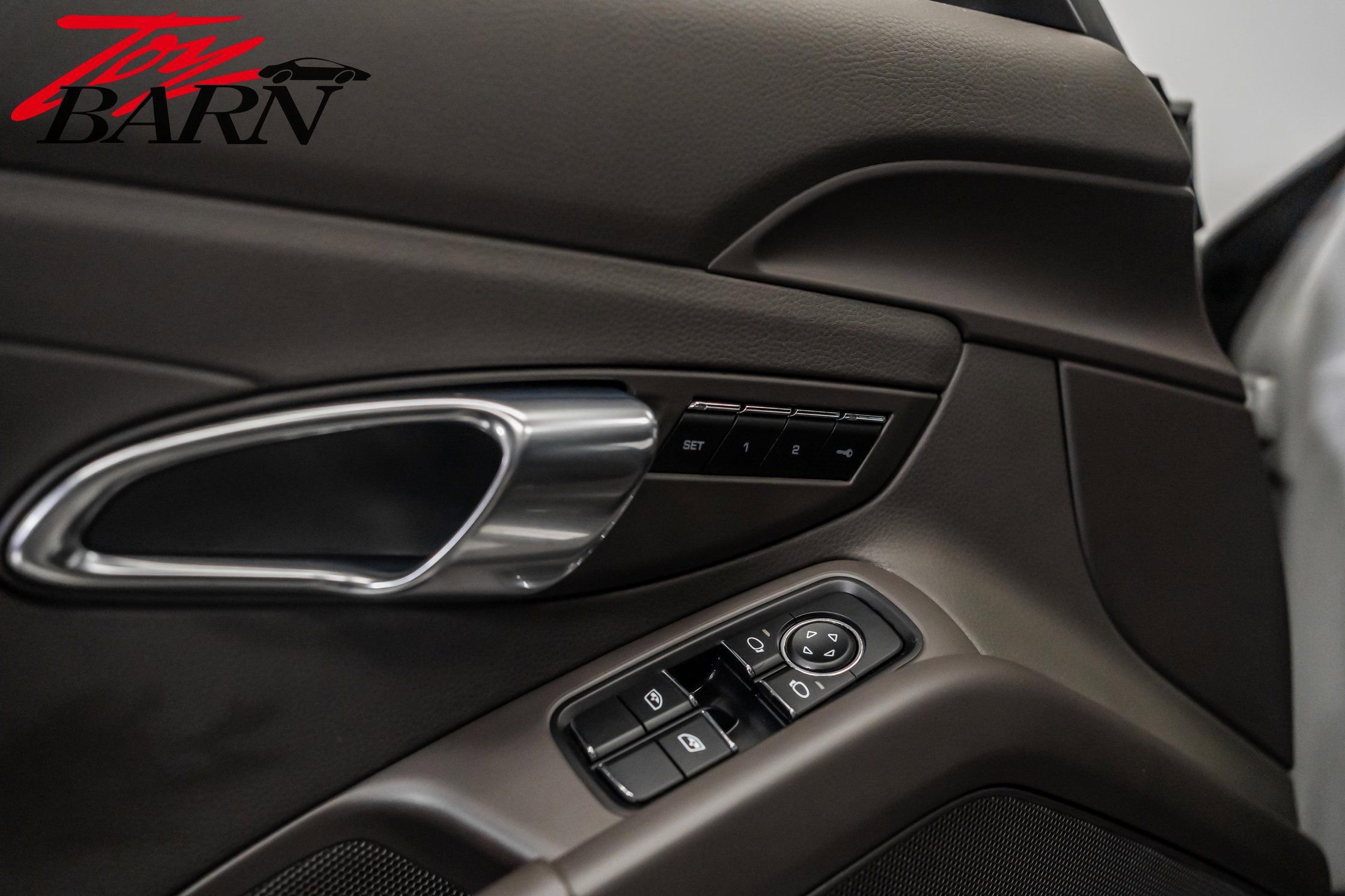 Used 2018 Porsche 718 Cayman S image 22