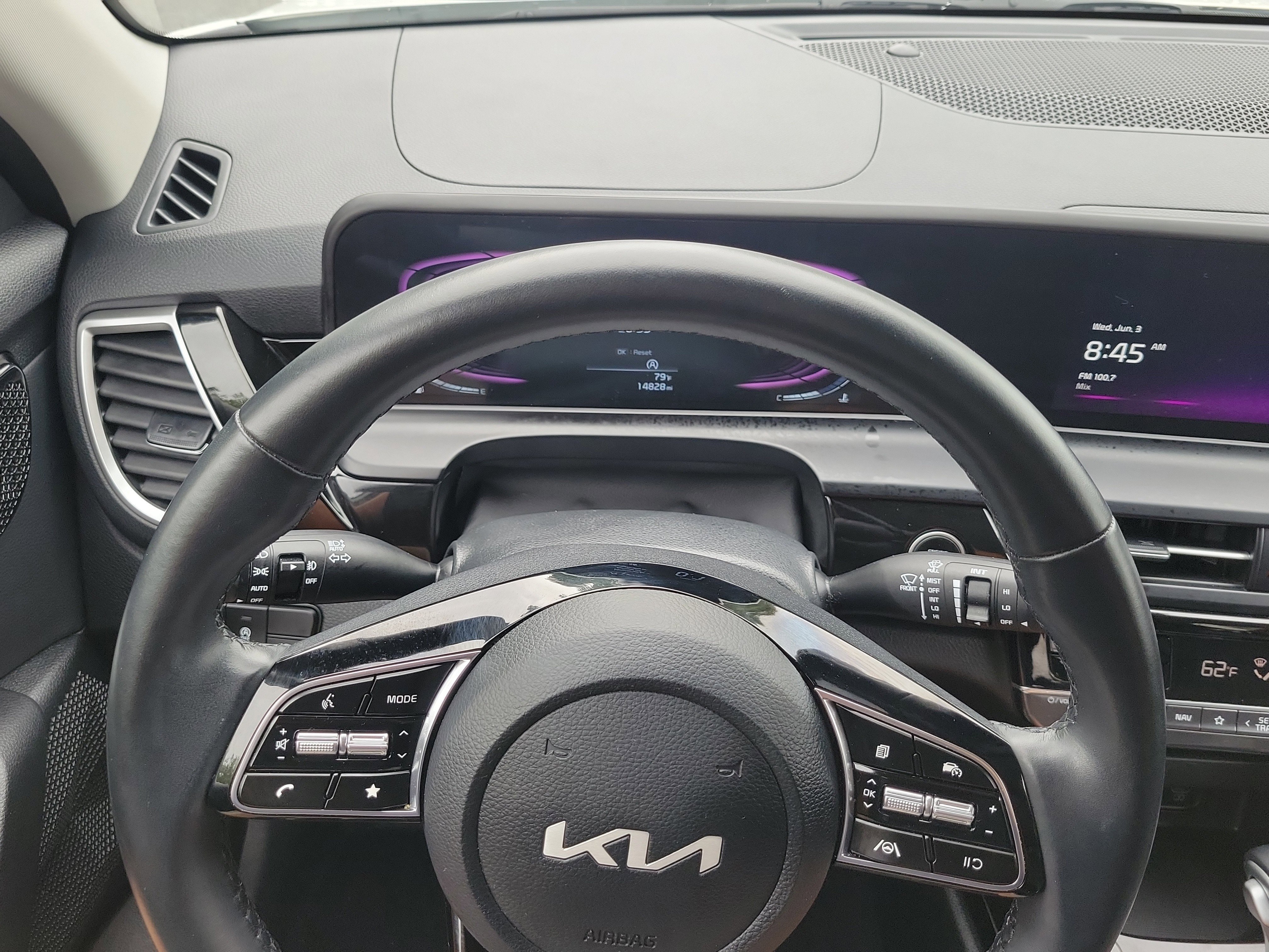 Used 2025 Kia Seltos S FWD image 21