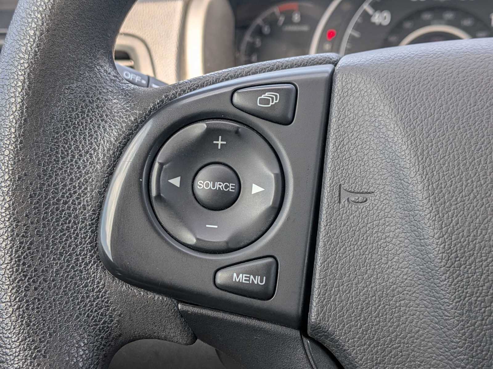 Used 2014 Honda CR-V LX image 22