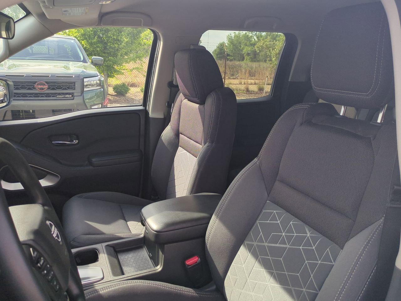 Certified 2025 Nissan Frontier SV RWD image 16