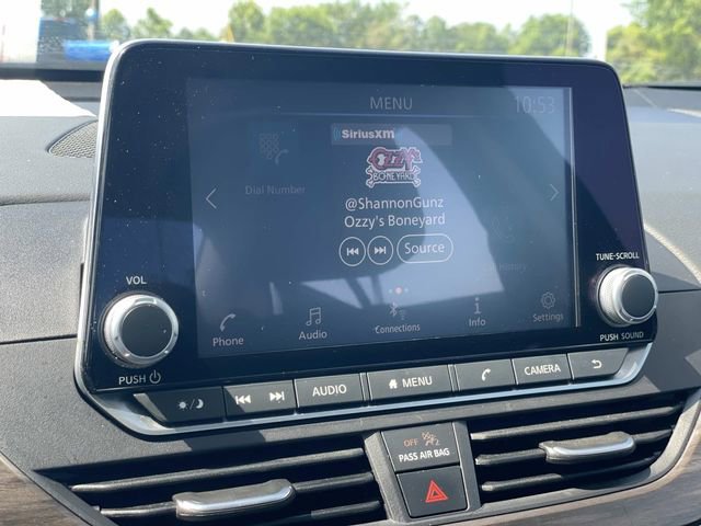 Used 2025 Nissan Altima 2.5 SV FWD image 24