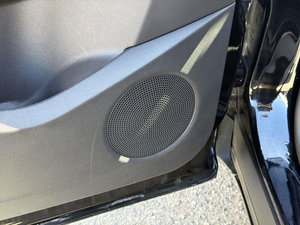 Used 2019 Ford Escape Titanium FWD image 23