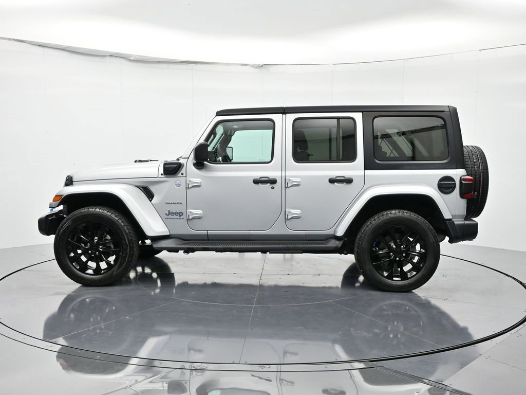 Used 2023 Jeep Wrangler Unlimited Sahara image 8