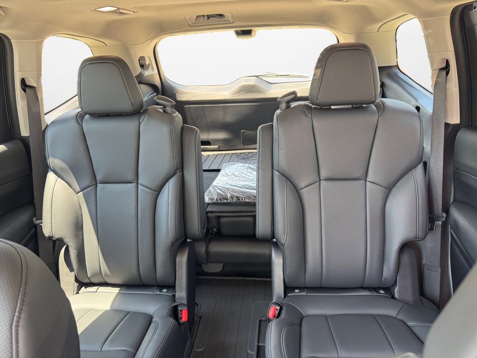 New 2026 Subaru Ascent Touring AWD/4WD image 12