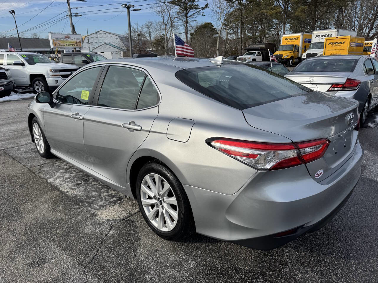 Used 2019 Toyota Camry LE w/ Convenience Package image 7