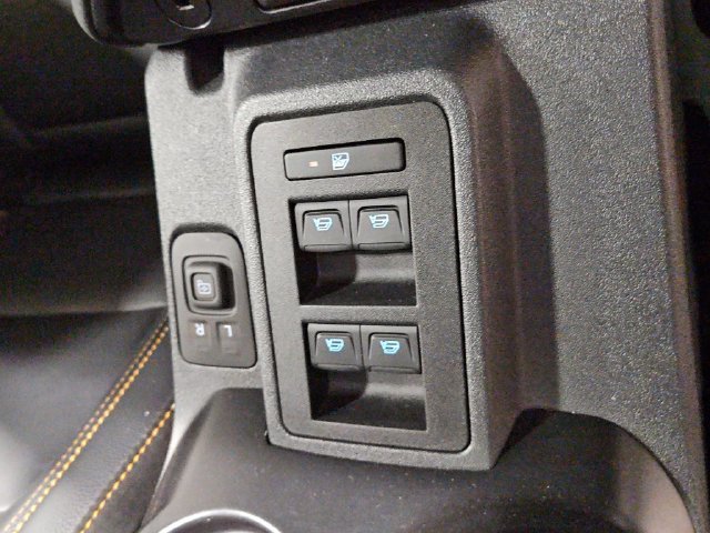 Certified 2024 Ford Bronco Badlands AWD/4WD image 13