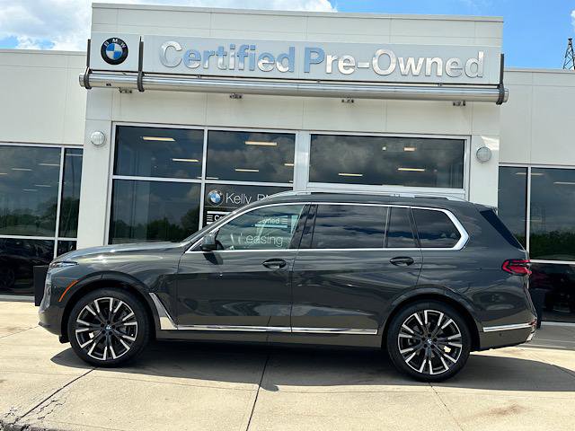 Certified 2025 BMW X7 xDrive40i w/ Executive Package AWD/4WD image 4