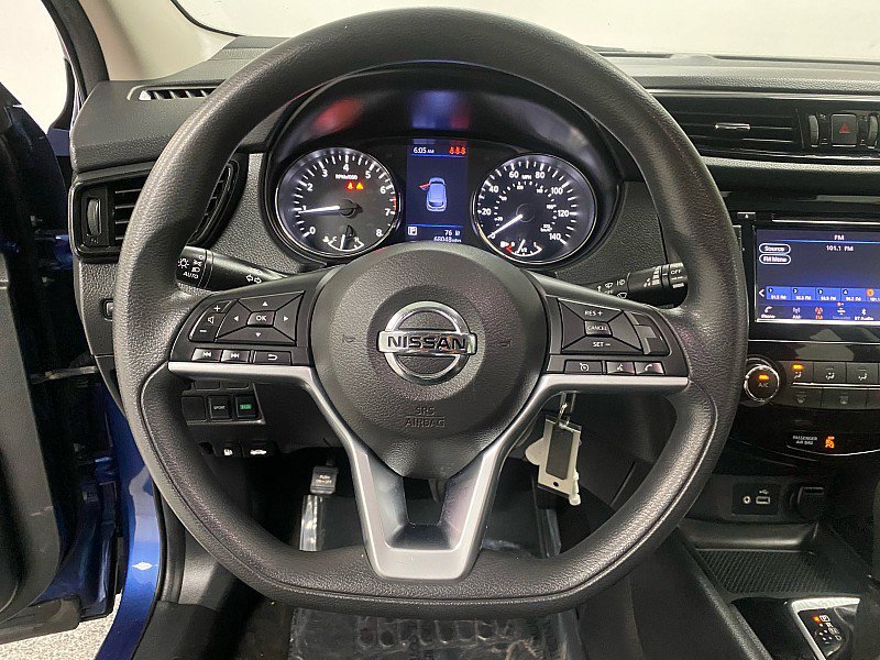 Used 2021 Nissan Rogue Sport S FWD image 9