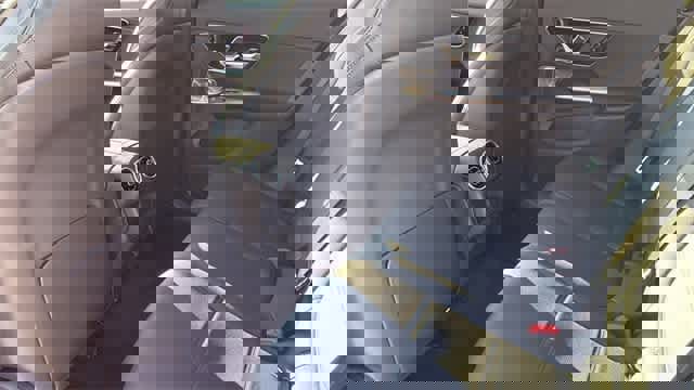 Certified 2025 Mercedes-Benz GLC 300 4MATIC image 82