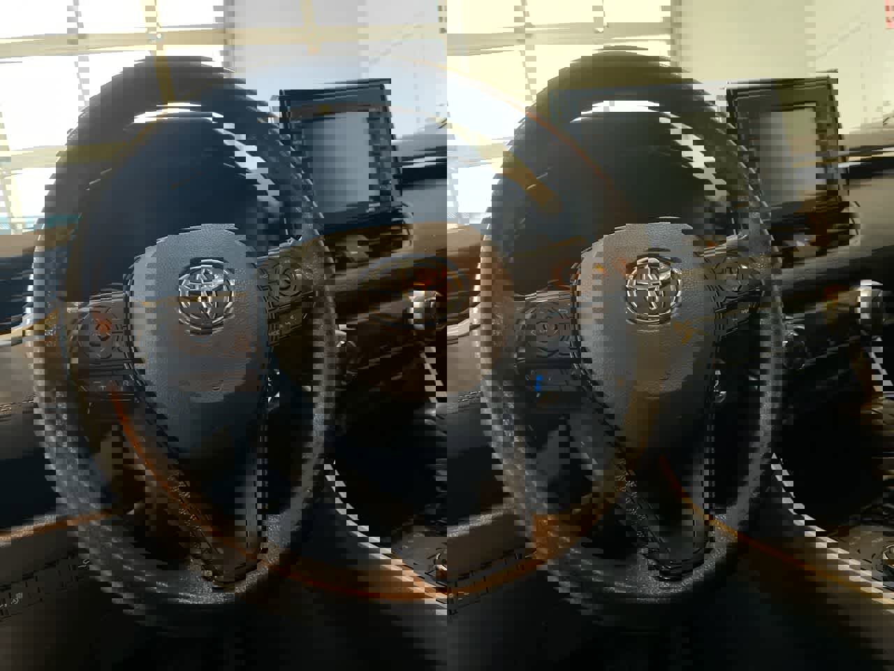 Certified 2020 Toyota RAV4 XLE image 14