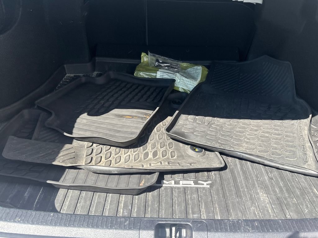 Used 2023 Toyota Camry LE image 29