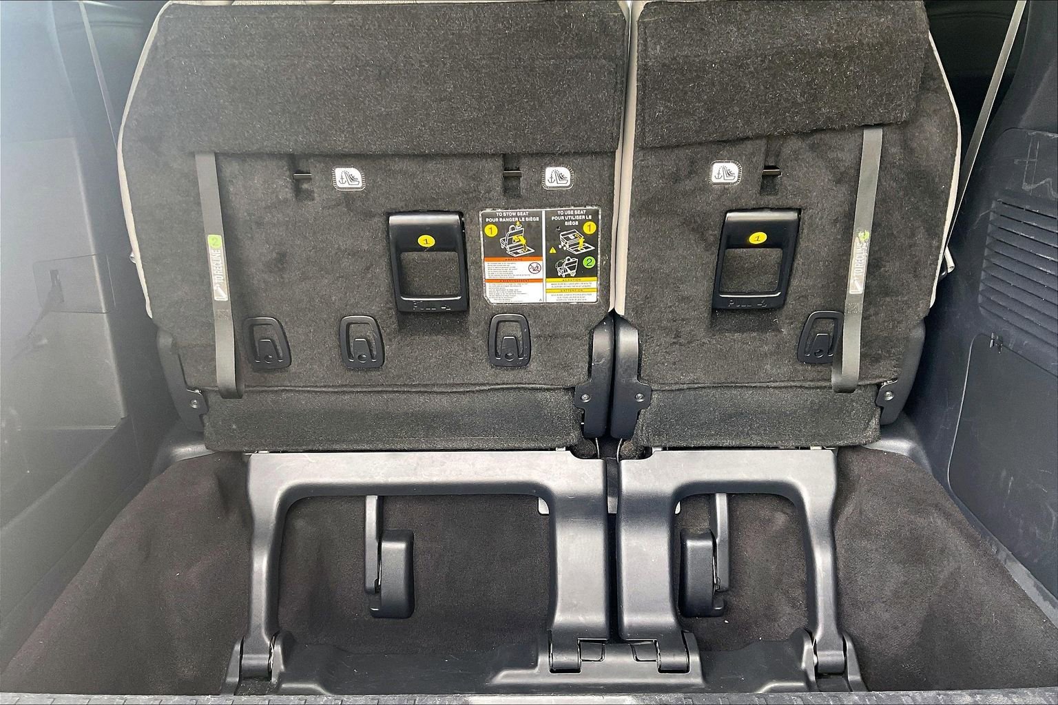 Used 2025 Toyota Sienna LE FWD image 25