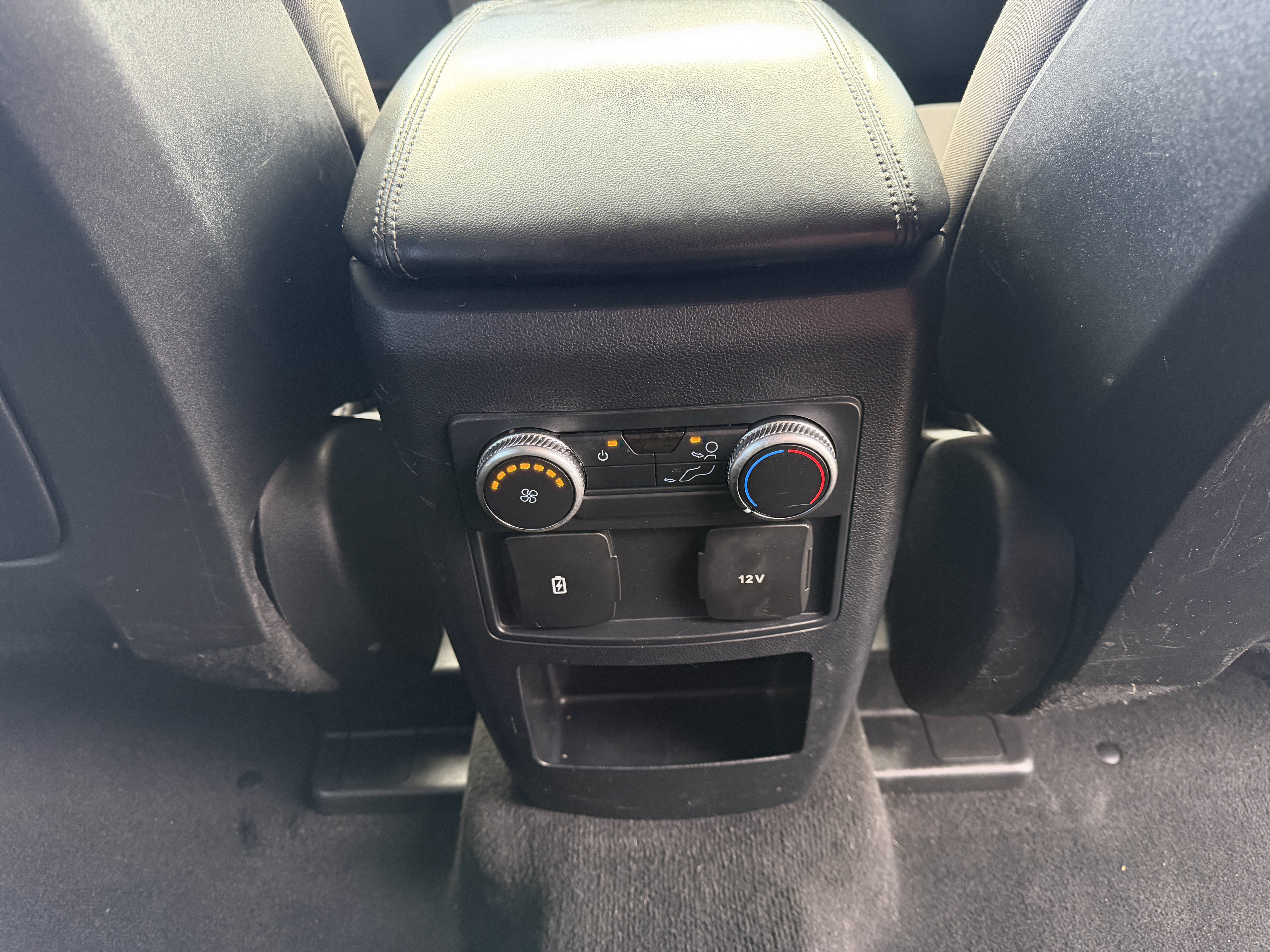 Used 2020 Ford Explorer XLT RWD image 16