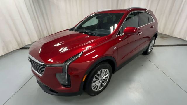 Certified 2024 Cadillac XT4 Premium Luxury w/ Cold Weather Package FWD image 4