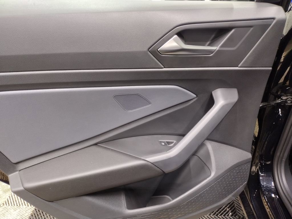 New 2025 Volkswagen Jetta SE image 20