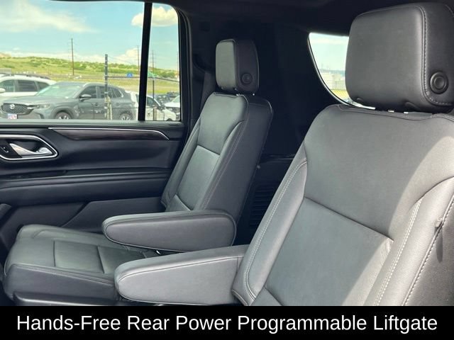 Used 2022 Chevrolet Suburban Z71 w/ Z71 Off-Road Package AWD/4WD image 18