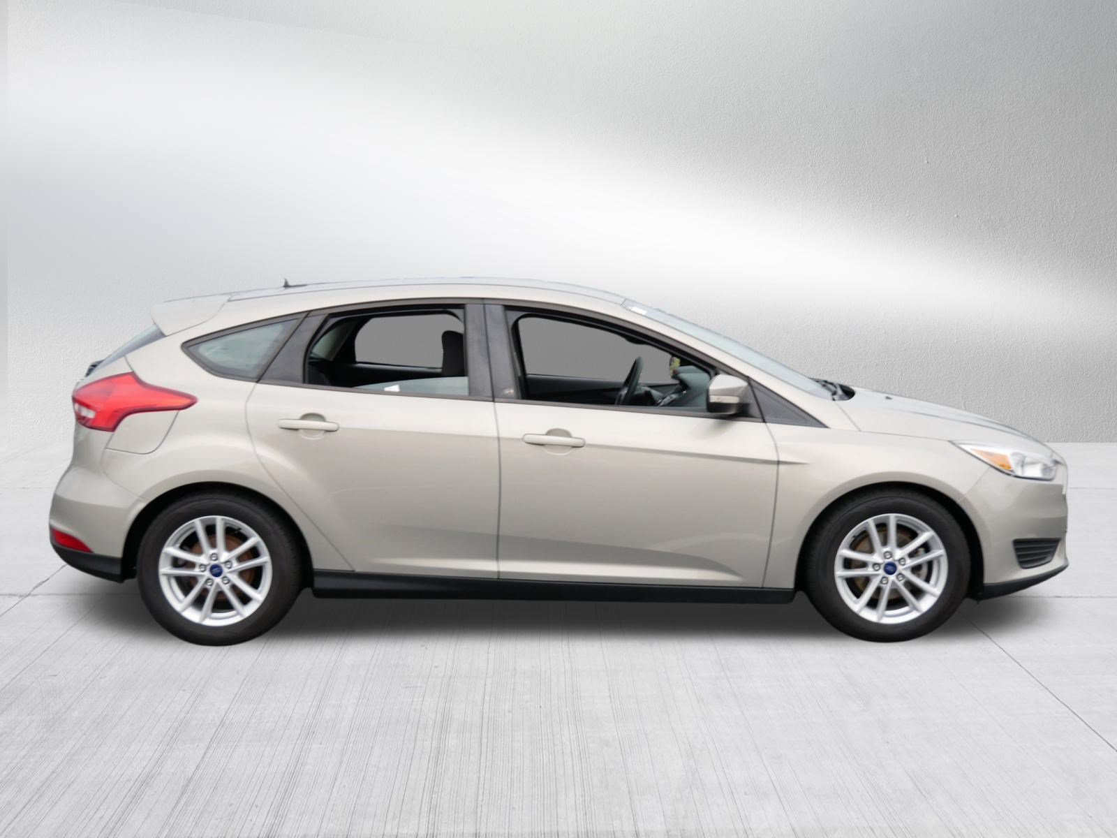 Used 2016 Ford Focus SE FWD image 8