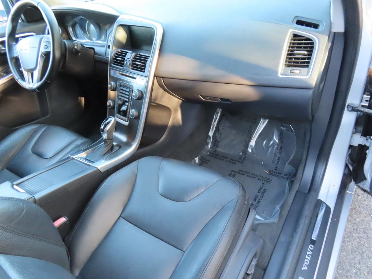 Used 2014 Volvo XC60 3.2 image 17