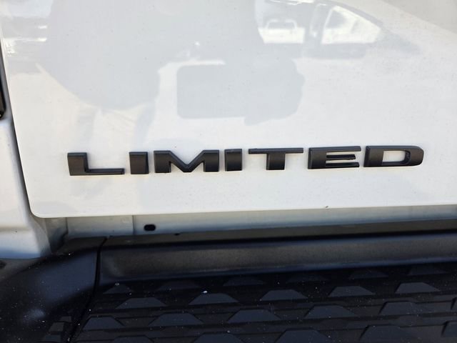 Used 2021 RAM 2500 Limited w/ Night Edition AWD/4WD image 17