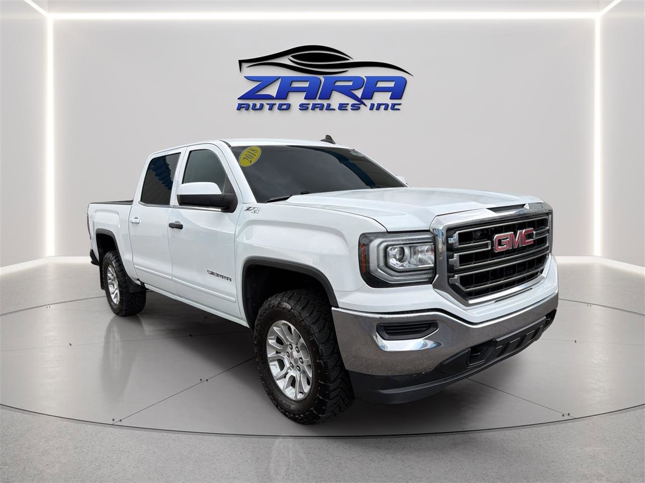 Used 2018 GMC Sierra 1500 SLE w/ Suspension Package, Off-Road AWD/4WD image 9