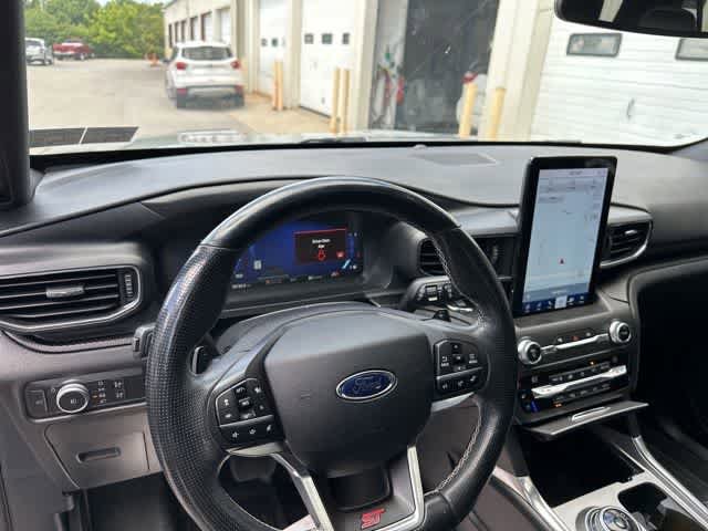 Used 2020 Ford Explorer ST w/ Premium Technology Package AWD/4WD image 6