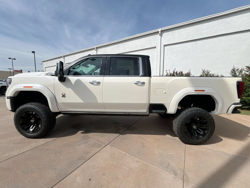 New 2025 GMC Sierra 2500 Denali w/ Denali Reserve Package AWD/4WD image 3