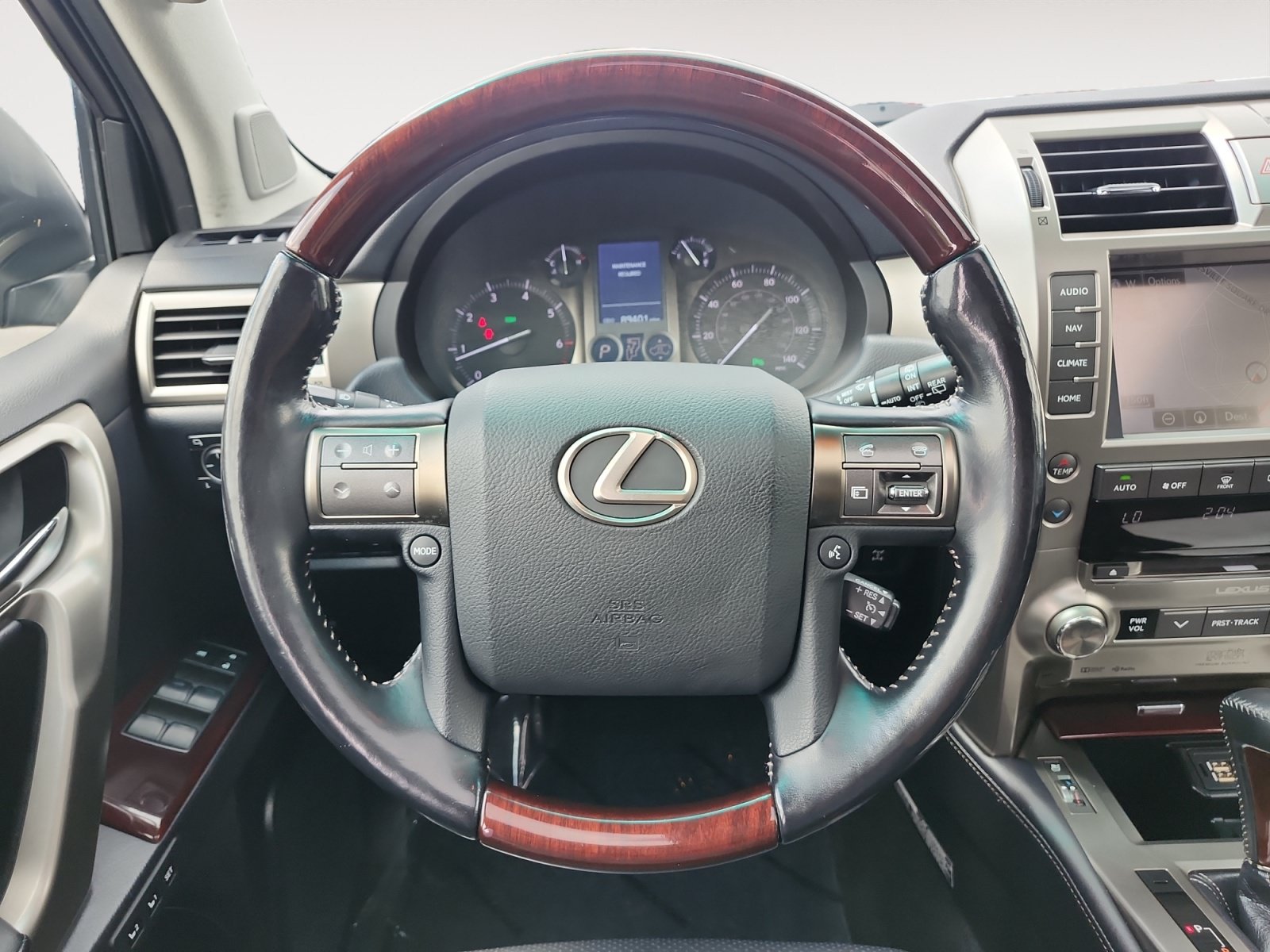 Used 2016 Lexus GX 460 Luxury AWD/4WD image 12