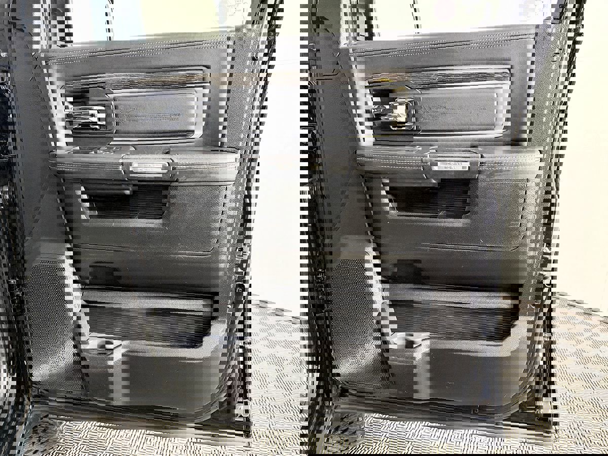 Used 2015 RAM 1500 Laramie Limited image 52