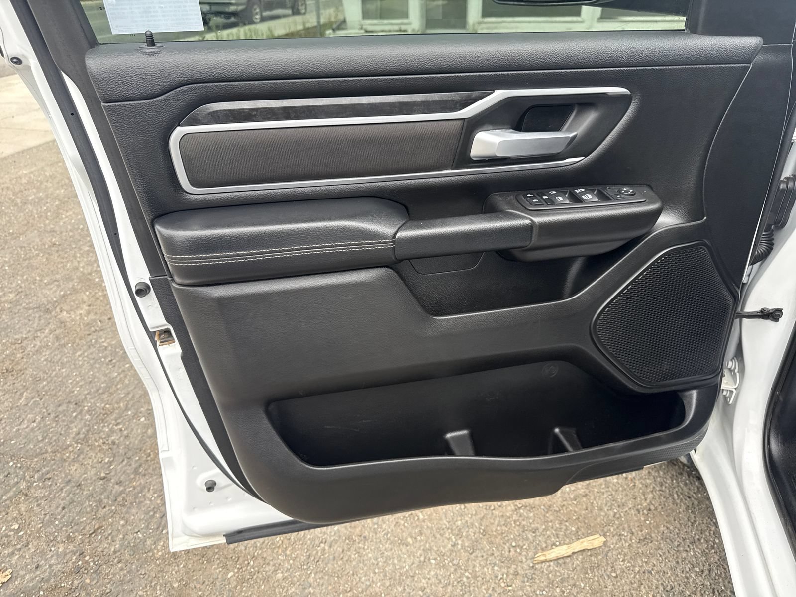Used 2023 RAM 1500 Big Horn AWD/4WD image 10