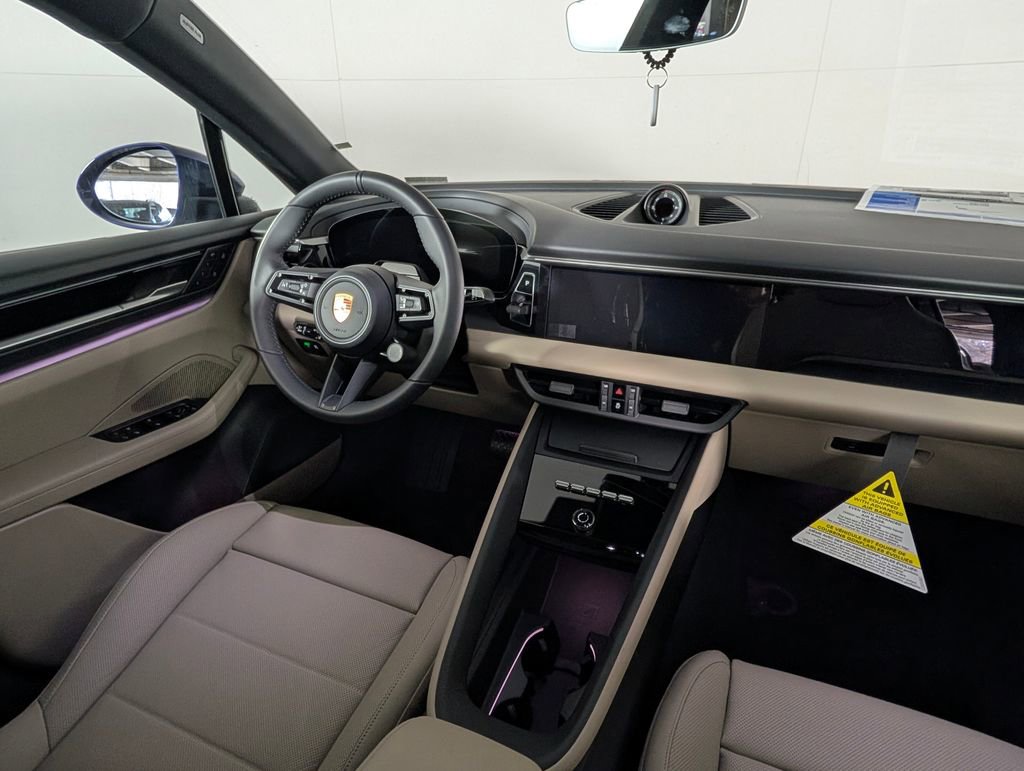 New 2026 Porsche Macan 4 Electric image 22