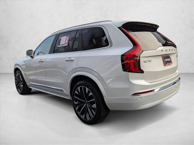 Certified 2025 Volvo XC90 B6 Plus w/ Protection Package Premier image 8