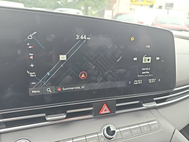 Used 2023 Hyundai Elantra SEL w/ Convenience Package FWD image 23