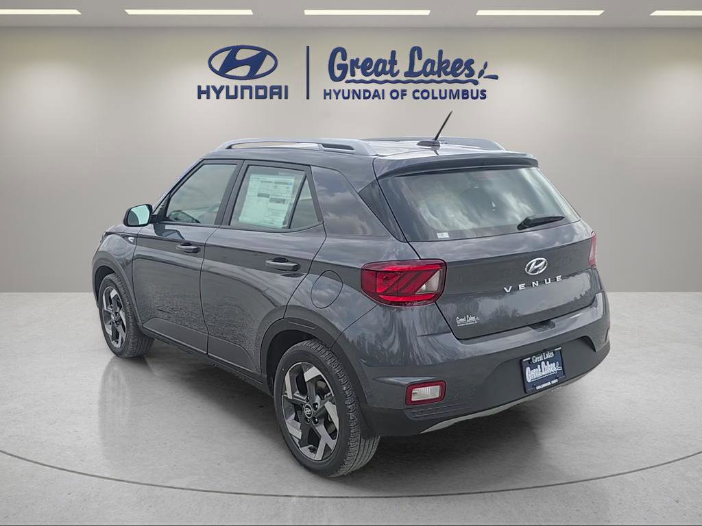 New 2026 Hyundai Venue SEL FWD image 7