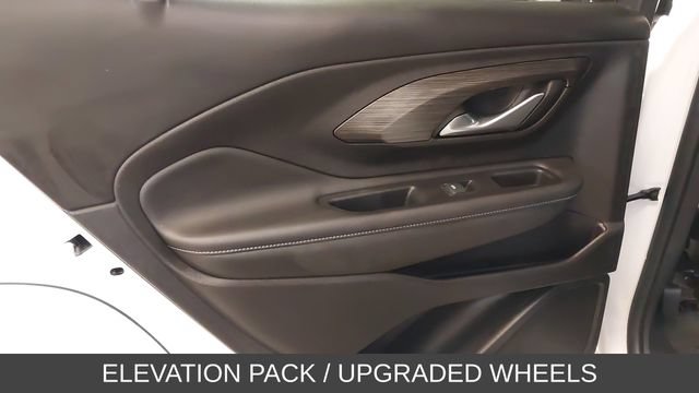 Used 2024 GMC Terrain SLE w/ Elevation Edition FWD image 24
