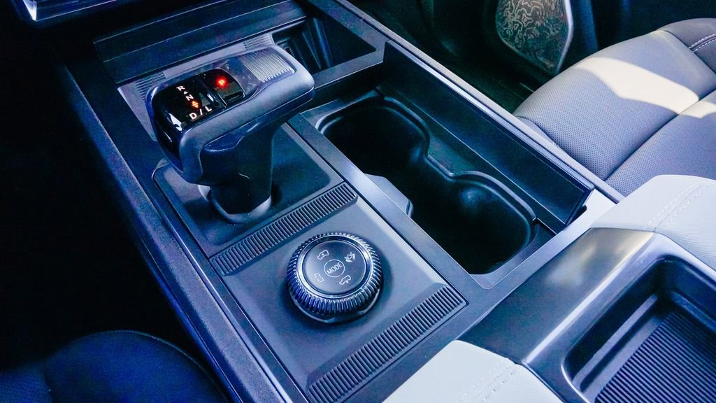 New 2026 GMC Hummer EV SUV w/ LPO, Dark Essentials Package image 16