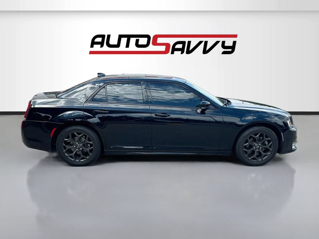 Used 2023 Chrysler 300 Touring L w/ Popular Equipment Group AWD/4WD image 8