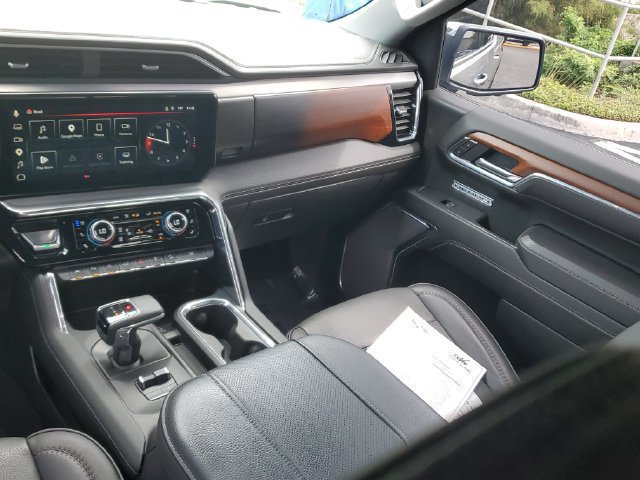 Used 2023 GMC Sierra 1500 Denali w/ Technology Package AWD/4WD image 20