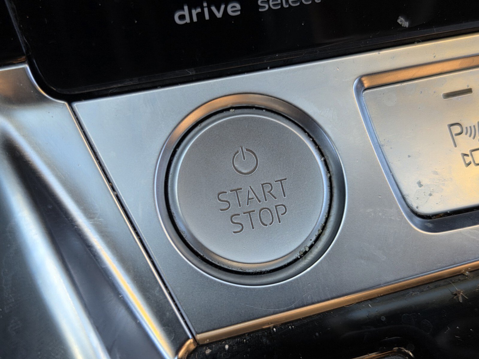 Used 2019 Audi e-tron Premium Plus AWD/4WD image 32