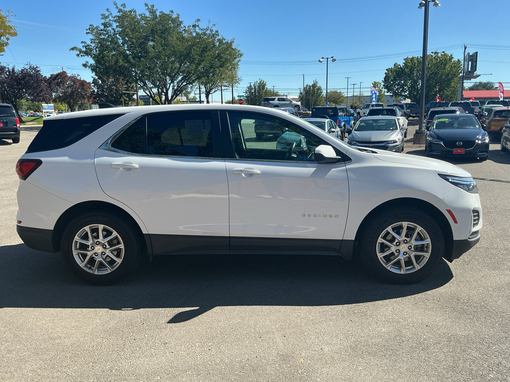 Used 2024 Chevrolet Equinox LT AWD/4WD image 4