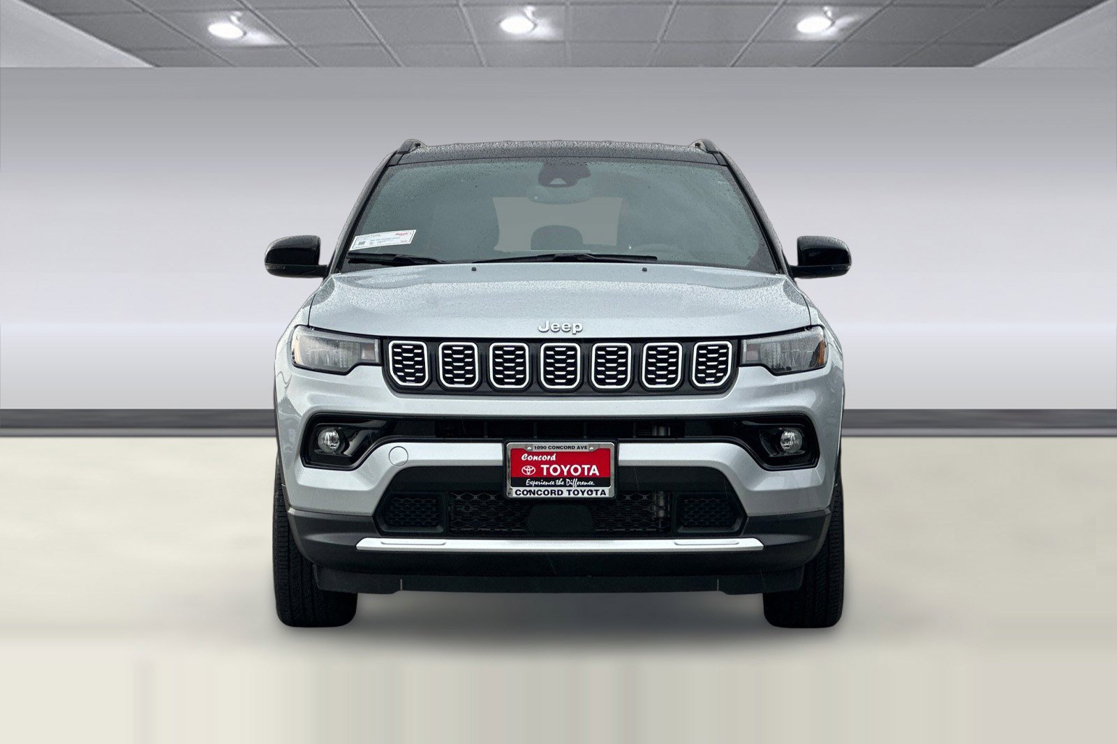 Used 2025 Jeep Compass Limited image 6
