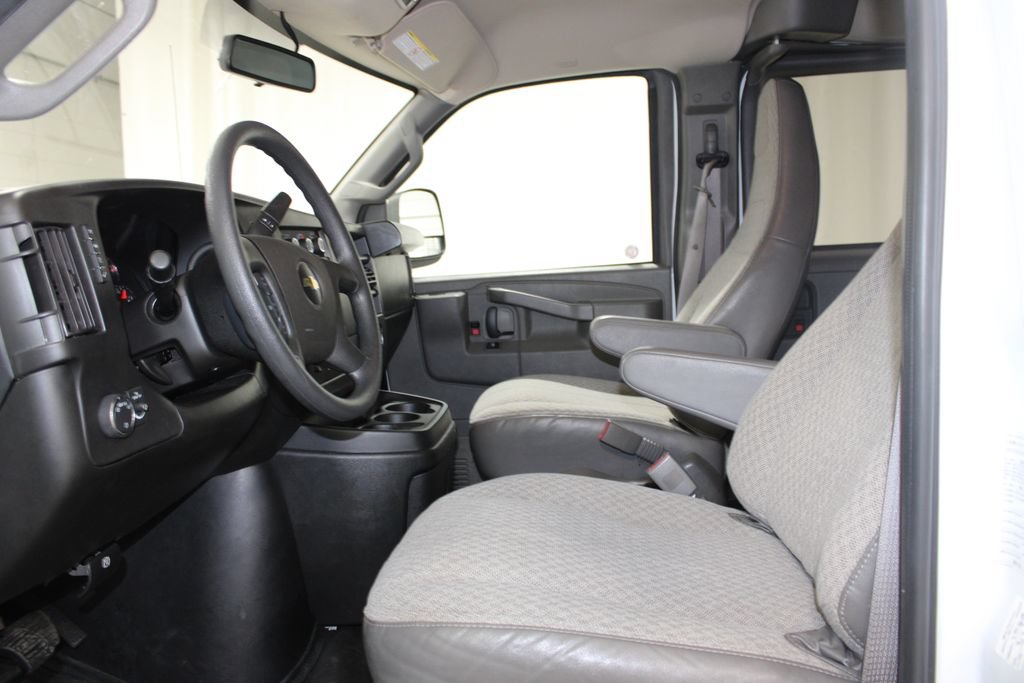 Used 2023 Chevrolet Express 3500 LS RWD image 14