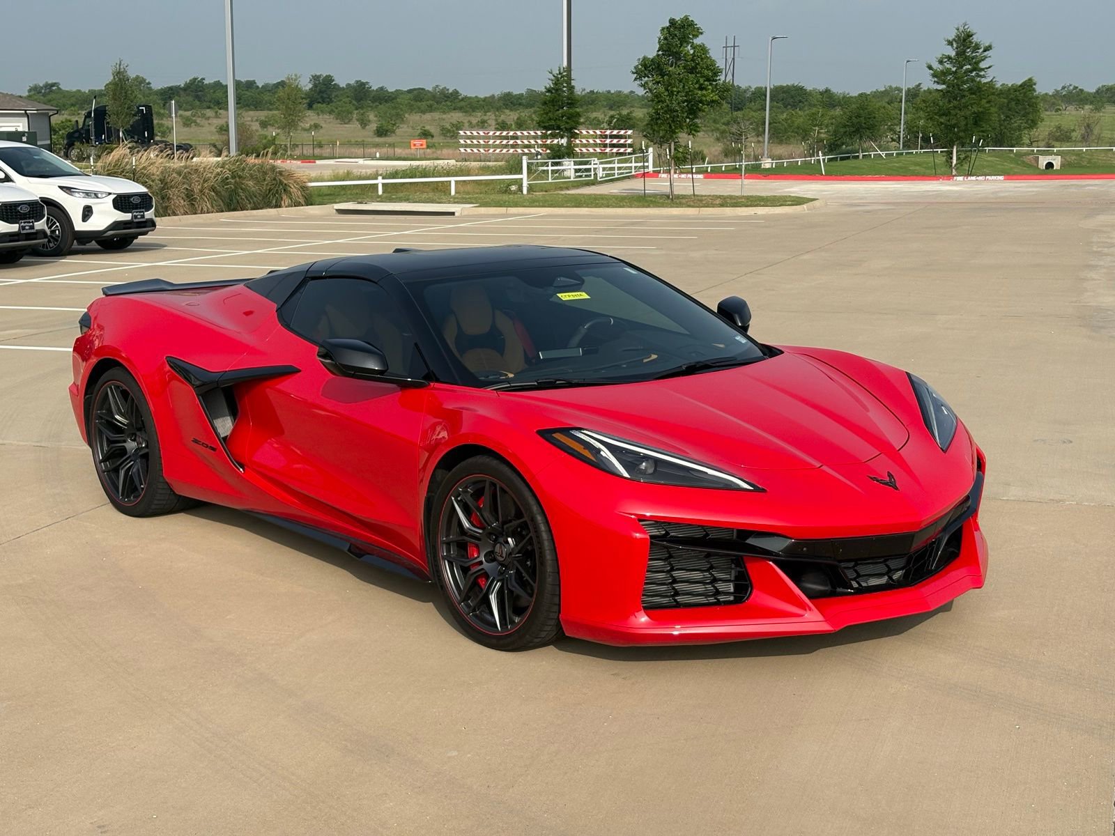 Used 2024 Chevrolet Corvette Z06 RWD image 11