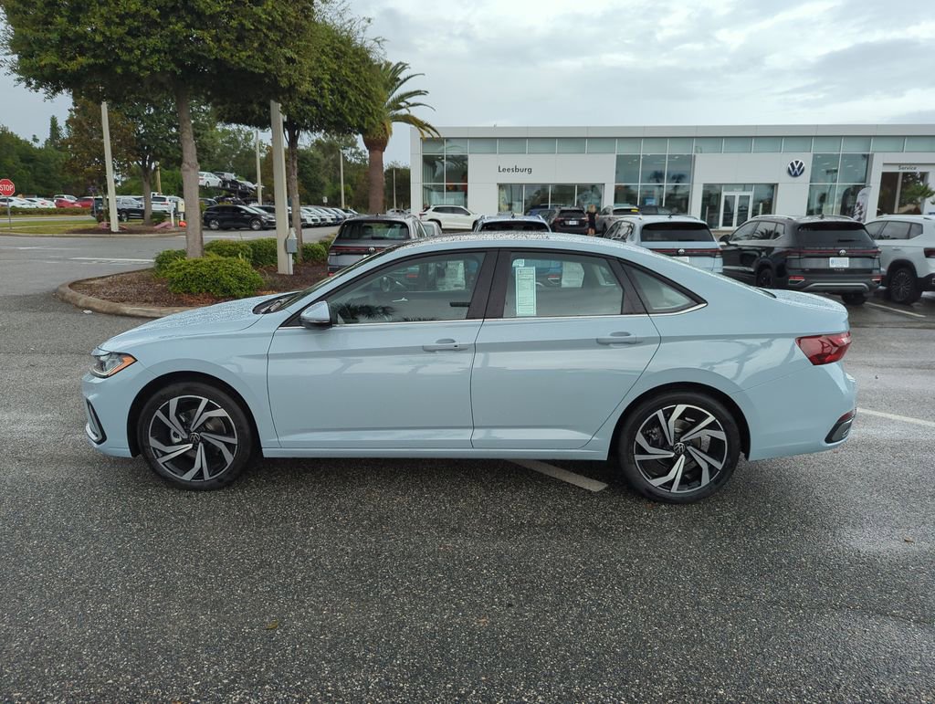 New 2026 Volkswagen Jetta SEL image 9