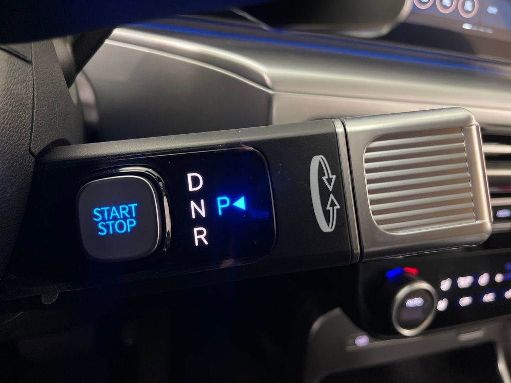 New 2026 Hyundai Ioniq 9 SEL image 24