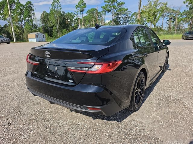Used 2025 Toyota Camry SE FWD image 4