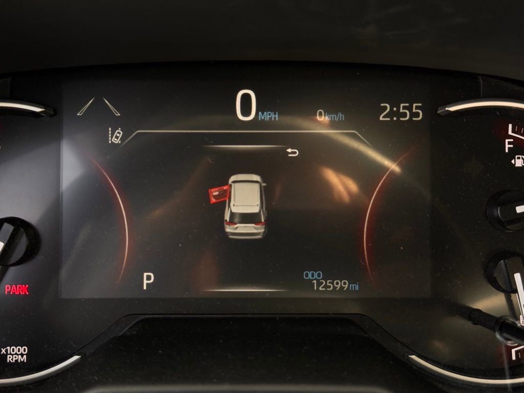 Used 2025 Toyota RAV4 LE image 16