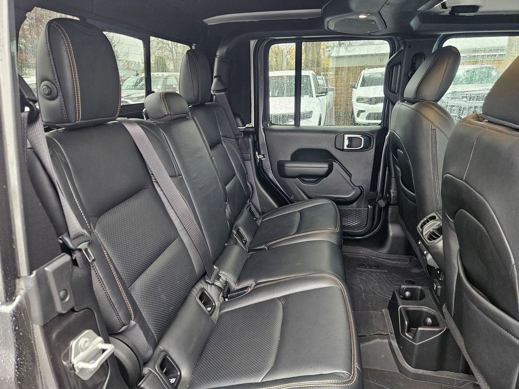 Certified 2024 Jeep Gladiator Willys image 16