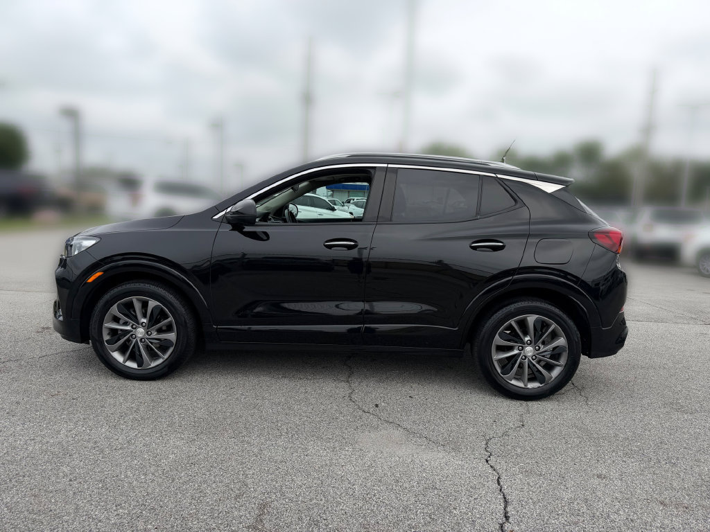 Used 2022 Buick Encore GX Select w/ Experience Buick Package FWD image 2